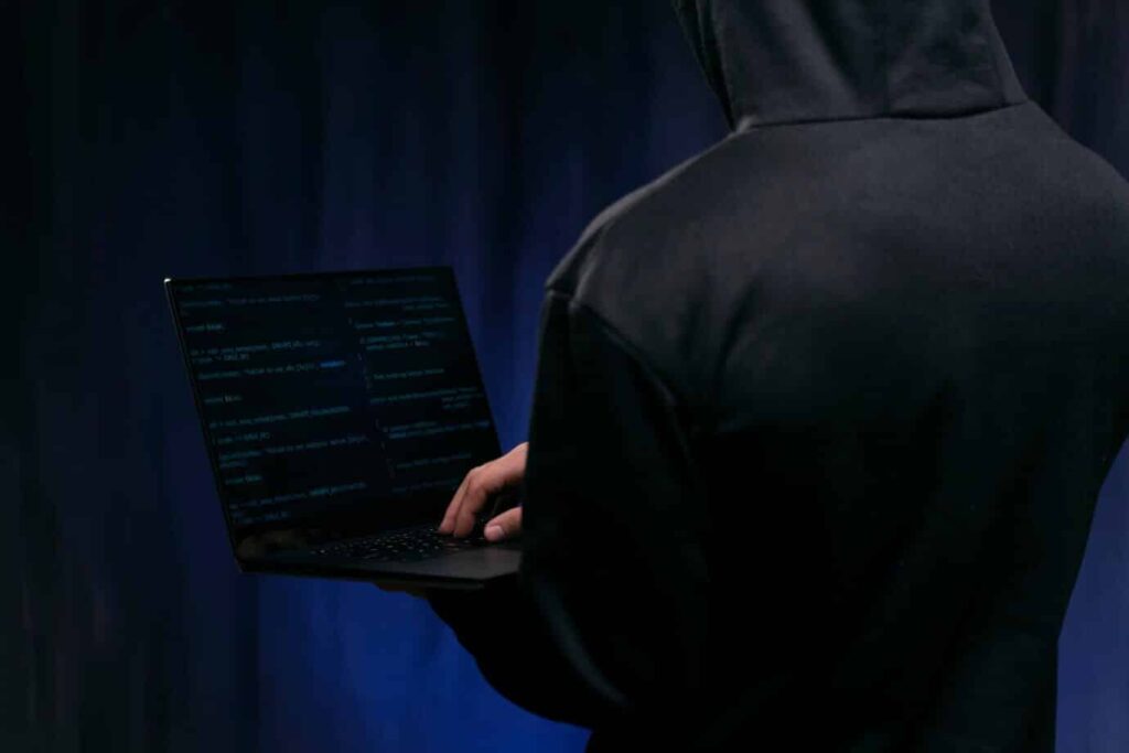 Unveiling the Dark Web: Navigating the Hidden Threats of Cybercrime